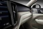 Volvo XC60 T6 Inscription 2017 года (WW)